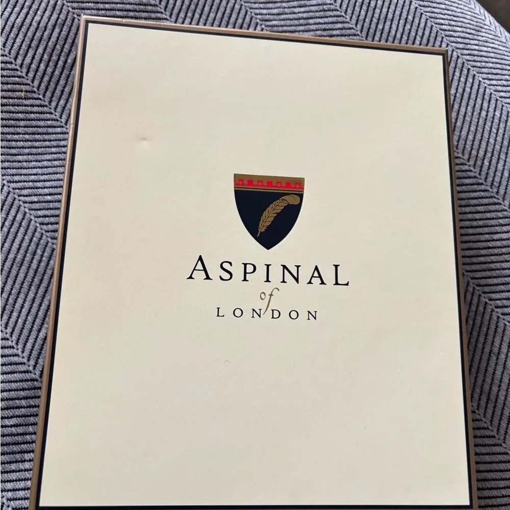 Aspinal of London Hat Box Micro crocodile-embossed patent leathers - Picture 8 of 15